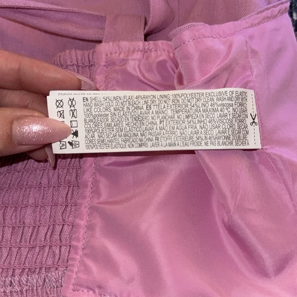 NWOT-Forever 21 Smocked Pink Tie-Back Crop Top Size Large - Picture 14 of 16